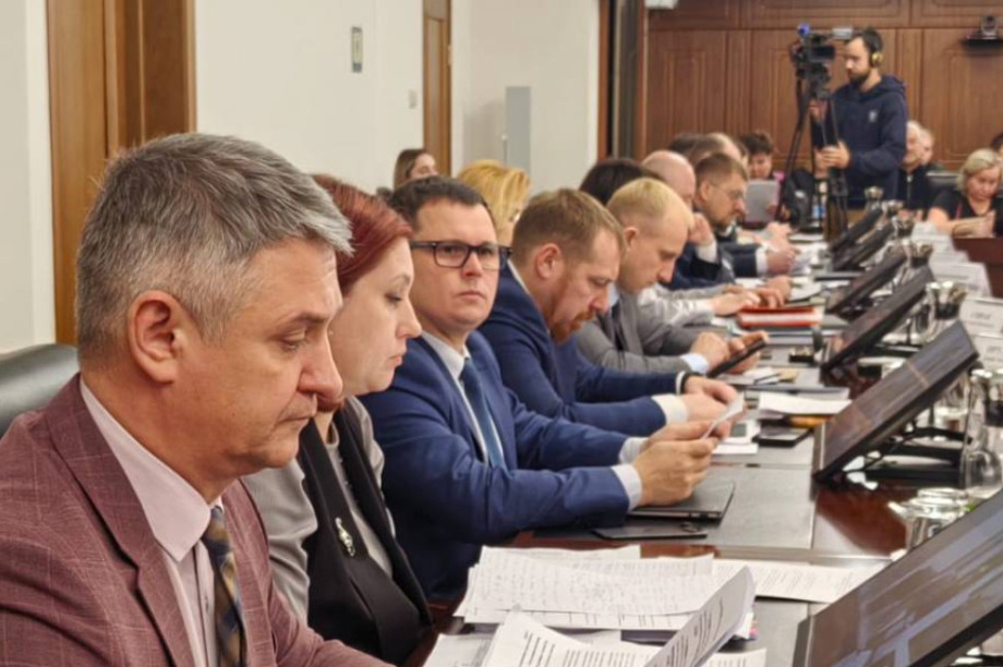 На публичных слушаниях одобрен трёхлетний краевой бюджет Камчатки . Фото: Заксобрание Камчатского края. Фотография 4