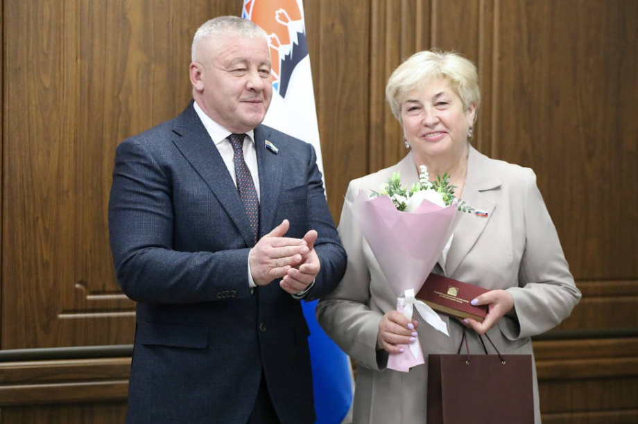 Законодатели торжественно отметили День камчатского парламентаризма. Фото: Заксобрание Камчатского края. Фотография 4