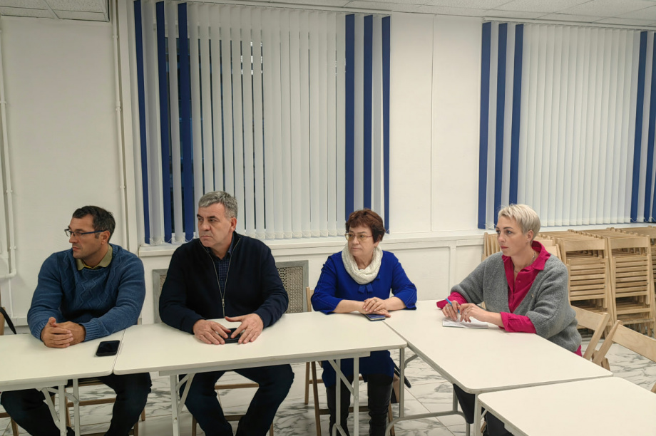 Депутаты ПКГО активно участвуют в сборе предложений для программы «Город 20/30». Фото: Дума ПКГО. Фотография 4