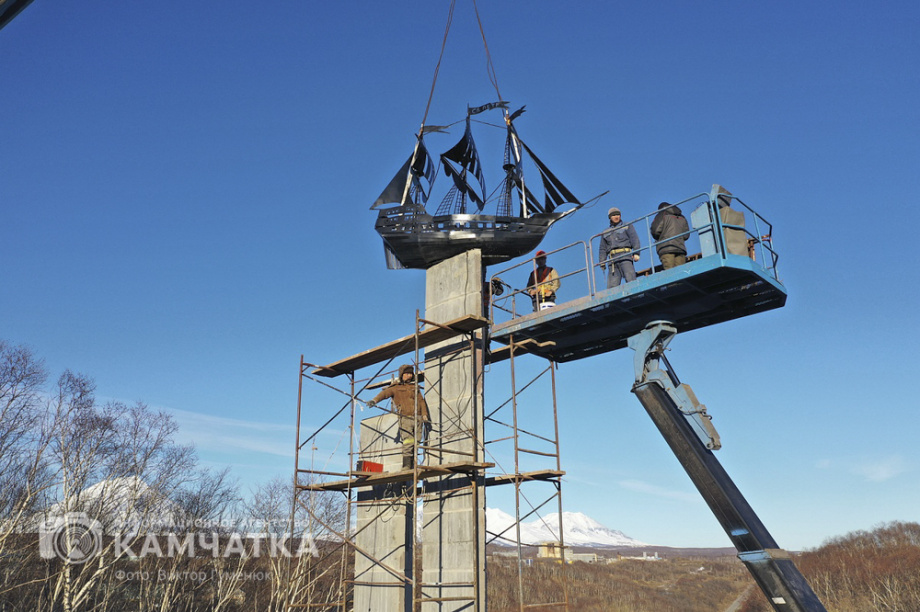 Строитель — профессия мира и созидания. Фото: ИА «Камчатка»\Виктор Гуменюк. Фотография 3