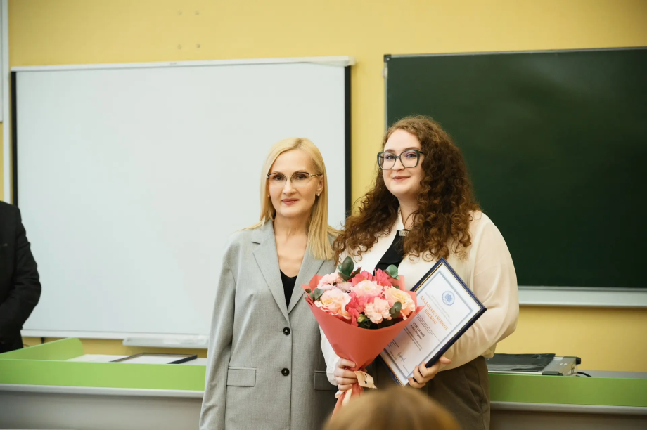 Ирина Яровая встретилась с врачами самого масштабного меддесанта на Камчатке. . Фотография 2