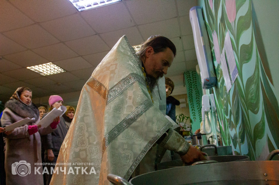 Крещенские купания состоялись в санатории «Жемчужина Камчатки». Фото: ИА «Камчатка»  . Фотография 24