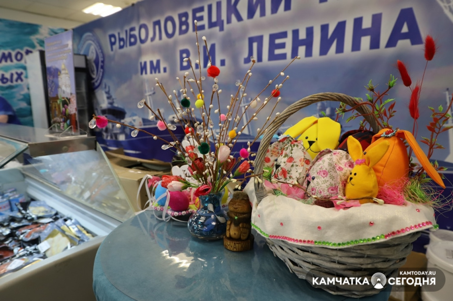 Пасхальная ярмарка. Фото: Виктор Гуменюк / информационное агентство "Камчатка". Фотография 23