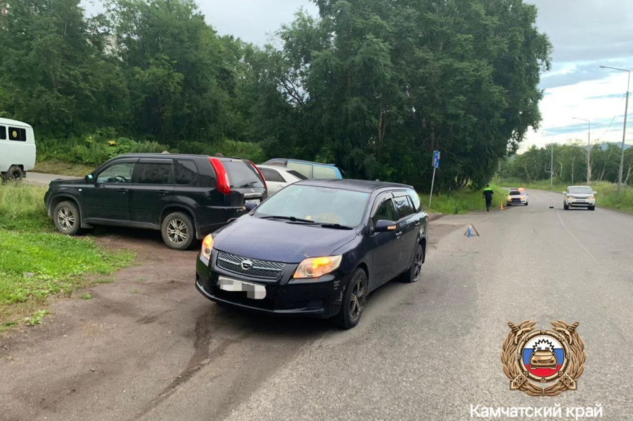 Два человека попали в больницу после ДТП в Вилючинске. Фото: Госавтоинспекция