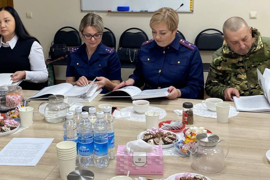 В камчатском фонде «Защитники Отечества»  презентовали сборник рассказов, посвящённых СВО. Фото: фонд Защитники Отечества (Камчатка). Фотография 3