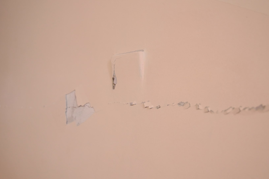 Камчатские эксперты: все повреждения в детском саду №43 носят косметический характер. Фото: kamgov.ru. Фотография 3