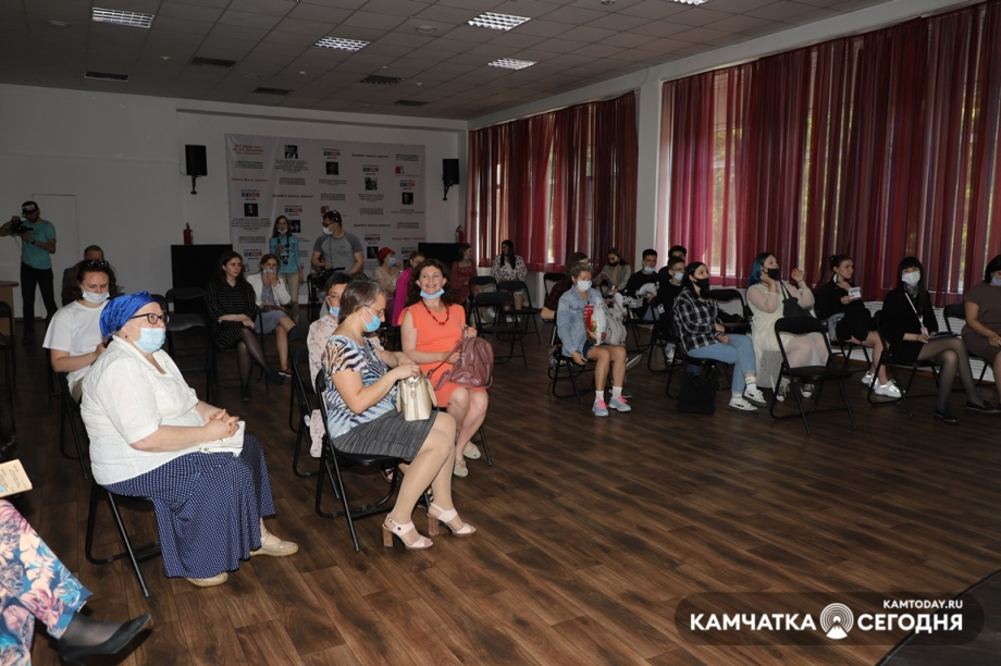 Фестиваль уличного кино. Фото: Виктор Гуменюк / информационное агентство "Камчатка". Фотография 28
