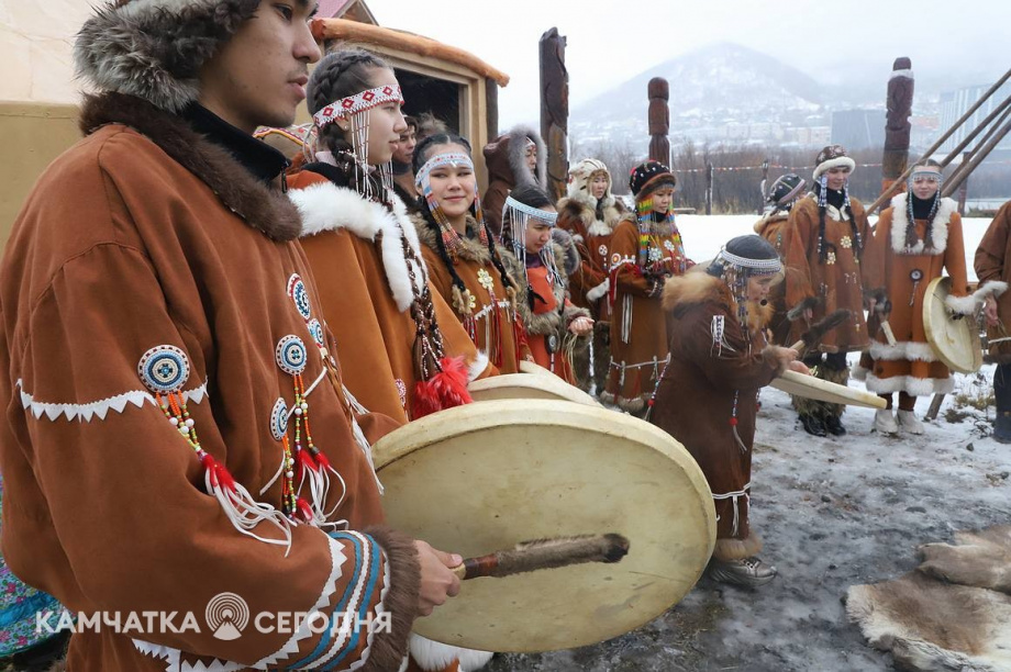 Корякский обрядовый праздник Хололо отметили в Петропавловске-Камчатском. Фоторепортаж. Фото: Виктор Гуменюк\ИА "Камчатка". Фотография 8