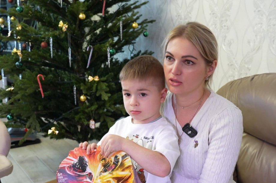 Ирина Яровая подарила Новый год детям Камчатки. . Фотография 6