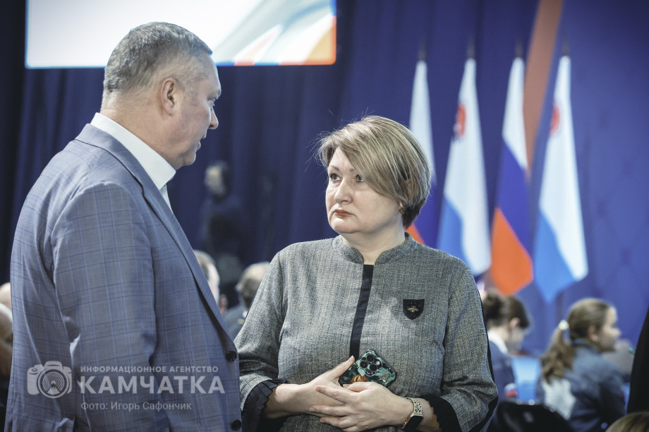 Губернатор Камчатского края Владимир Солодов огласит послание органам власти субъекта (фоторепортаж). Фото: «Камчатка Сегодня» / Игорь Сафончик. Фотография 41