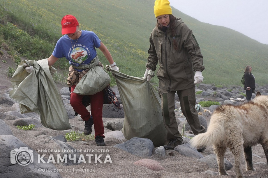 Заповедный берег юга Камчатки очистили от мусора. фото: Виктор Гуменюк. Фотография 43