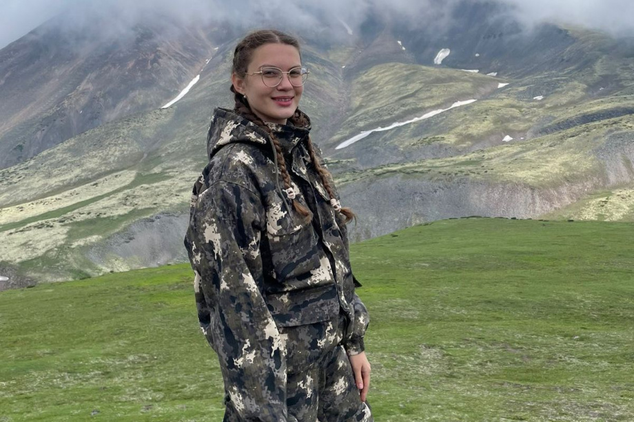 Волонтёры отремонтировали домик в Каньоне сноубордистов на Камчатке. Фото: t.me/vulcanikamchatki. Фотография 6