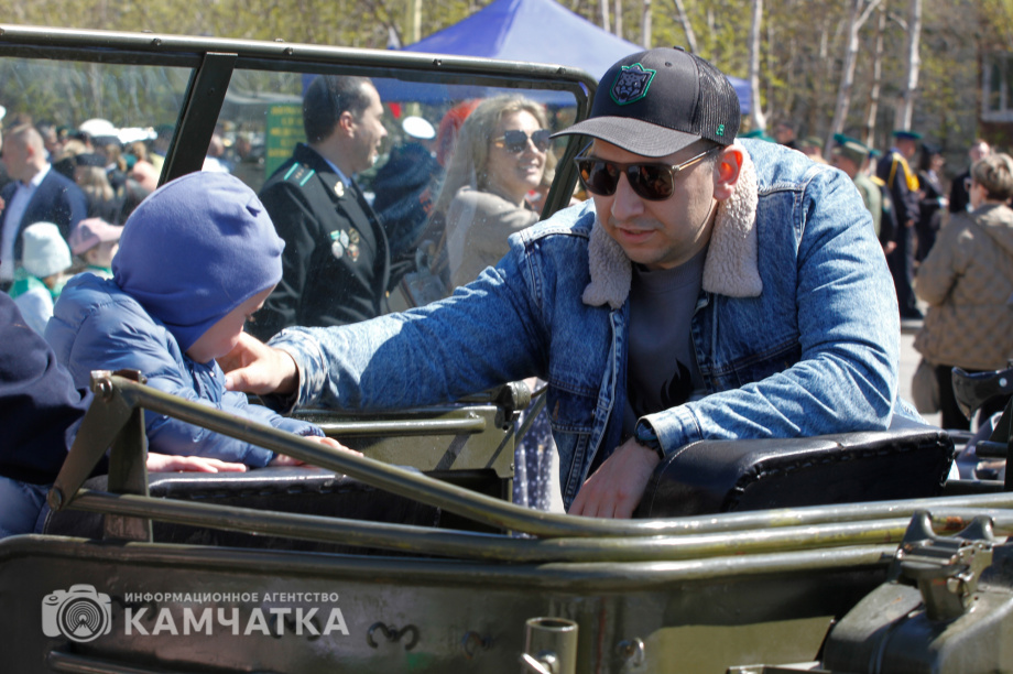 День пограничника празднуют на Камчатке (фоторепортаж). Фото: ИА «Камчатка» / Игорь Сафончик. Фотография 72