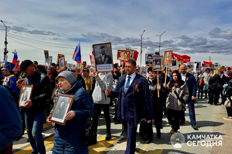 «Бессмертный полк» прошел по Петропавловску-Камчатскому. Фото: ИА "Камчатка". Фотография 9