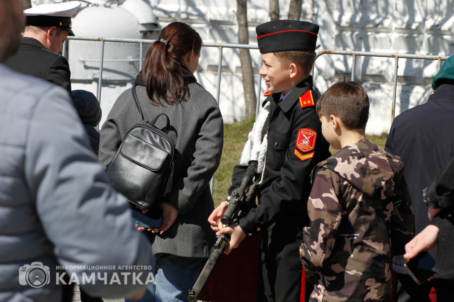День пограничника празднуют на Камчатке (фоторепортаж). Фото: ИА «Камчатка» / Игорь Сафончик. Фотография 49