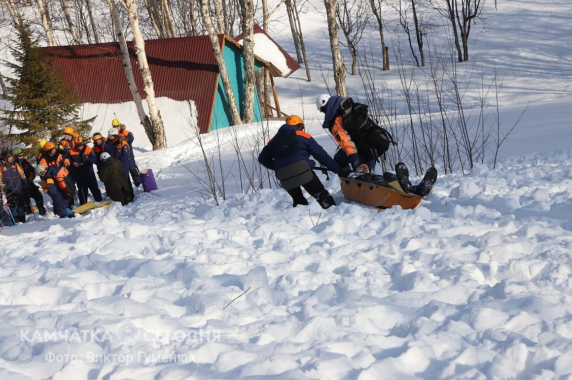 Тренировка по поиску людей в лавинах на Камчатке. Фоторепортаж. Фото: Виктор Гуменюк/ИА "Камчатка". Фотография 52