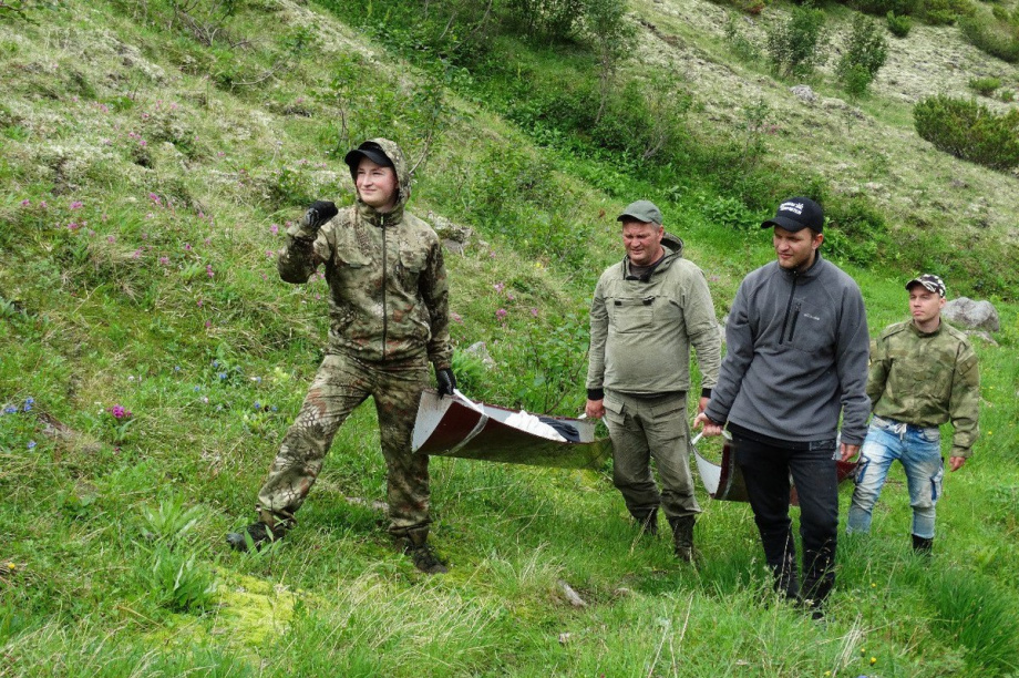 Волонтёры отремонтировали домик в Каньоне сноубордистов на Камчатке. Фото: t.me/vulcanikamchatki. Фотография 3