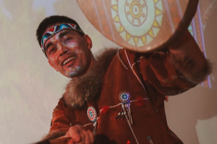 «Ангт» исполнил камчатские «Ритмы тундры». Фото организаторов. Фотография 6