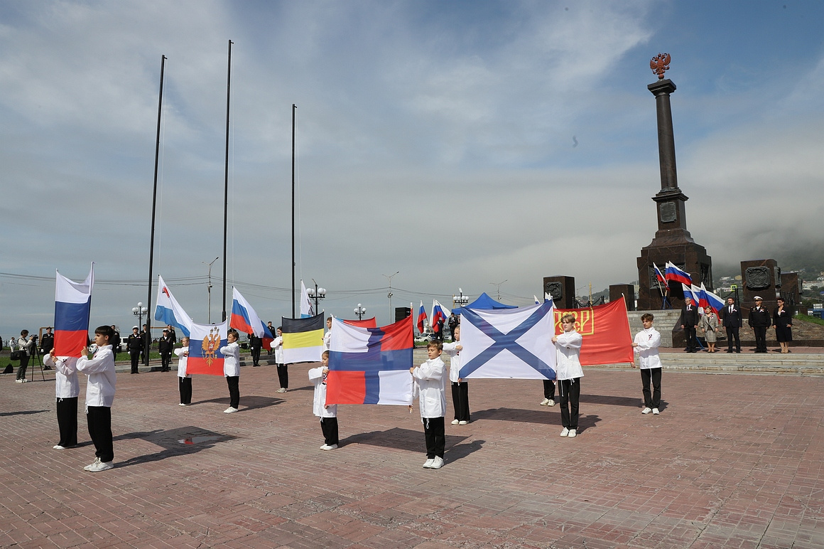 День флага отметили на Камчатке. Фоторепортаж. Фото: Виктор Гуменюк/ ИА "Камчатка". Фотография 33