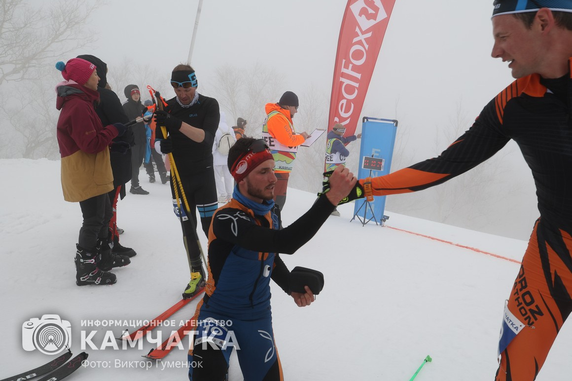 Соревнования по ски-альпинизму на Камчатке. Фоторепортаж. фото: Виктор Гуменюк. Фотография 3
