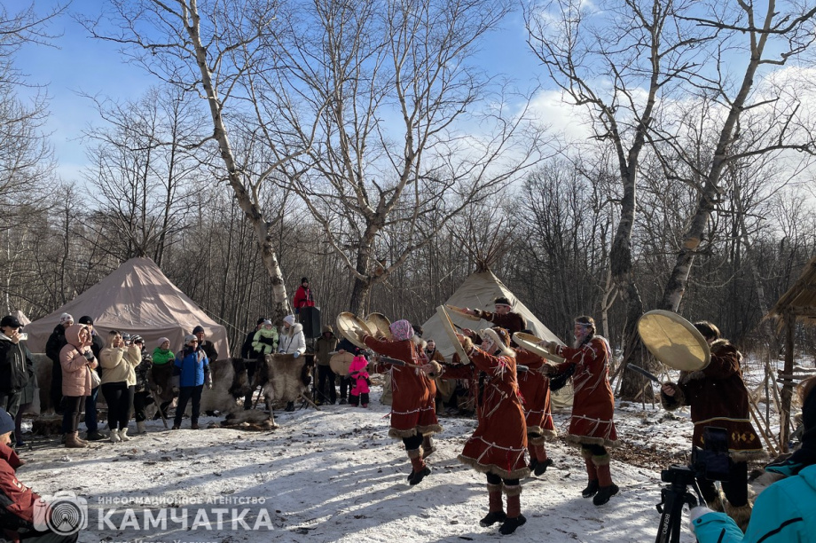 Обрядовый праздник Хололо отметили в Паратунке 9 ноября. фото: Игорь Ходжер. Фотография 12