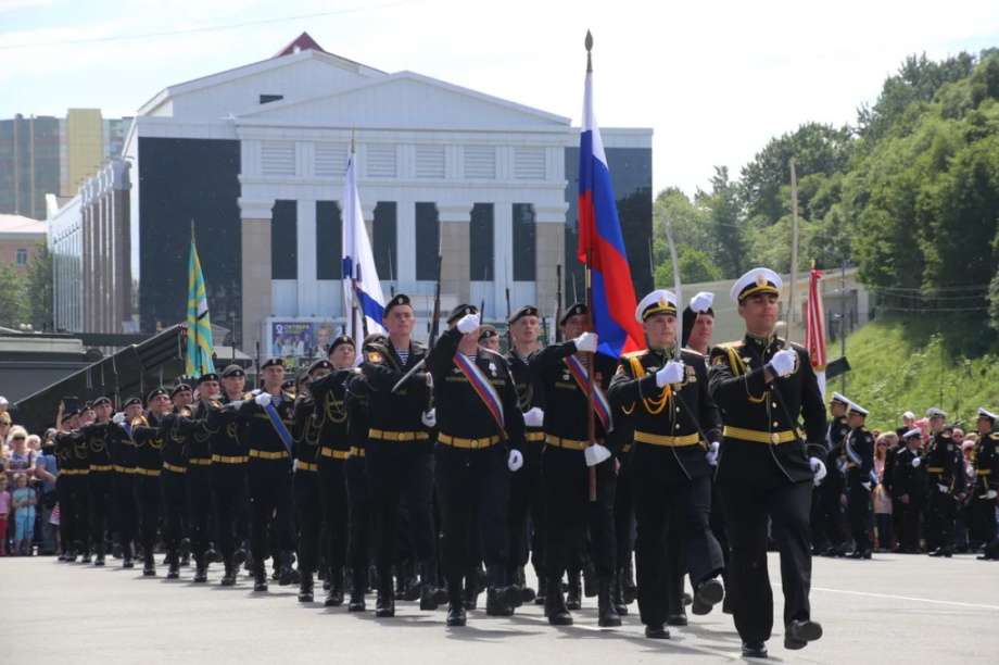 40-я гвардейская Краснодарско-Харбинская бригада морской пехоты отмечает 107-летие. Фото: kamgov.ru (архив)