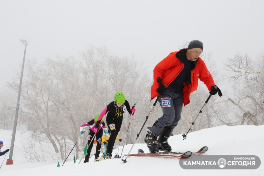 Ски-альпинизм: вертикальная гонка. Фото: Виктор Гуменюк. Фотография 53