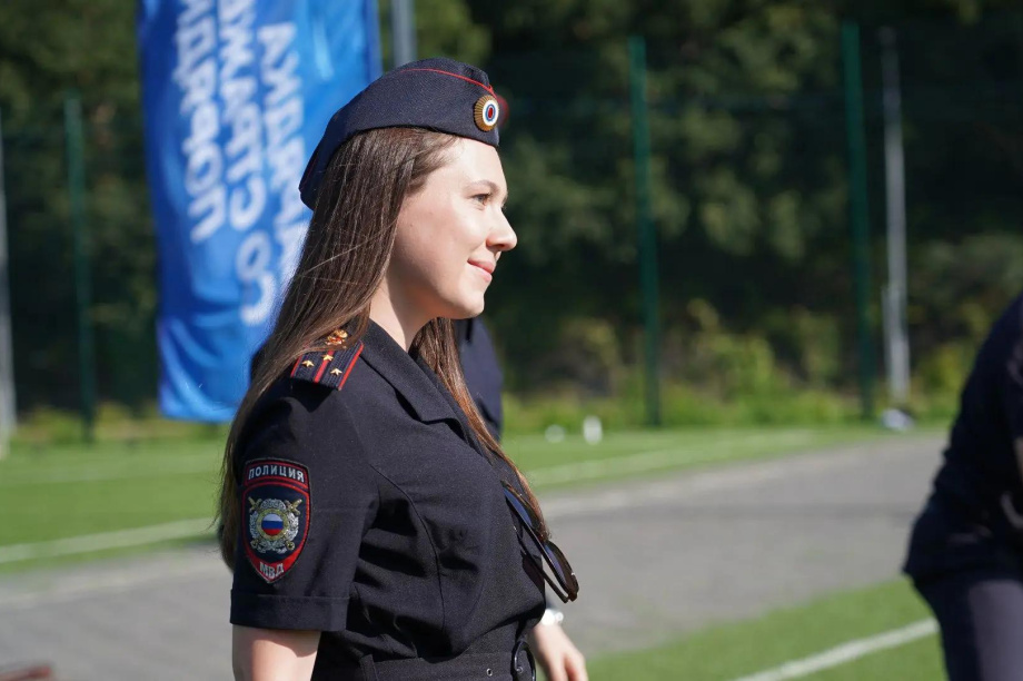«Зарядка со стражем порядка» прошла на стадионе «Спартак» в Петропавловске. Фото: МВД РФ по Камчатскому краю. Фотография 6