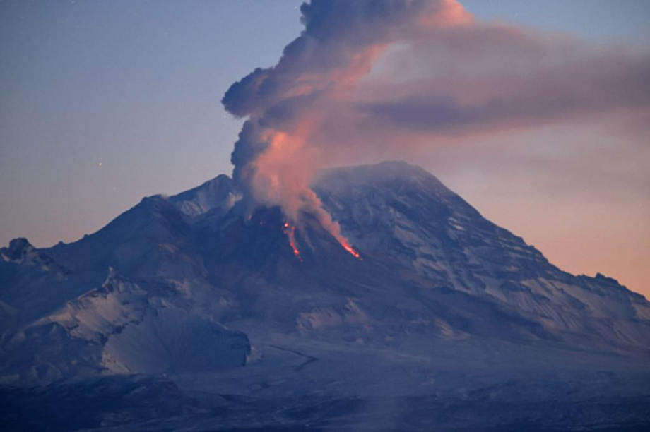 Вулкан Шивелуч на Камчатке готовится к мощному извержению - учёные . Фото: Юрий Демянчук. Фотография 6