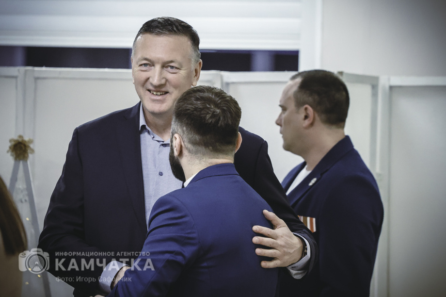 Губернатор Камчатского края Владимир Солодов огласит послание органам власти субъекта (фоторепортаж). Фото: «Камчатка Сегодня» / Игорь Сафончик. Фотография 5