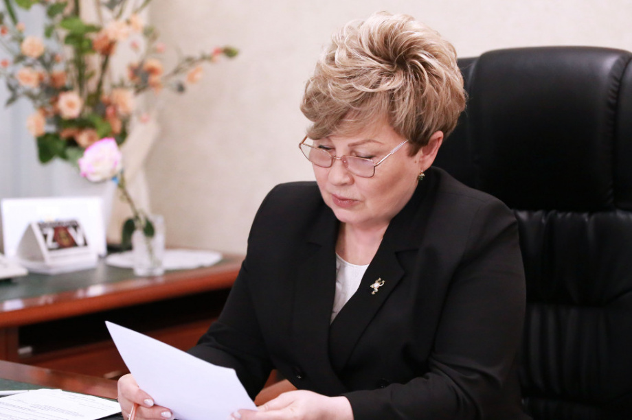 Председатель парламента Камчатки Ирина Унтилова примет участие в обсуждении проекта федерального бюджета в Совете Федерации. Фото: пресс-служба Заксобрания Камчатского края