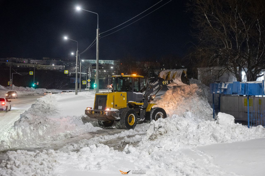 Сахалин по-соседски поможет Камчатке со снегоуборкой. 