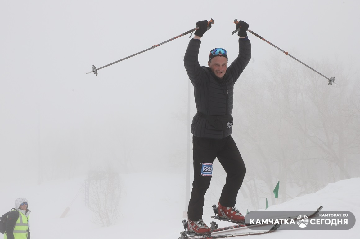 Ски-альпинизм: вертикальная гонка. Фото: Виктор Гуменюк. Фотография 80