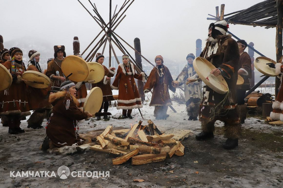 Корякский обрядовый праздник Хололо отметили в Петропавловске-Камчатском. Фоторепортаж. Фото: Виктор Гуменюк\ИА "Камчатка". Фотография 4
