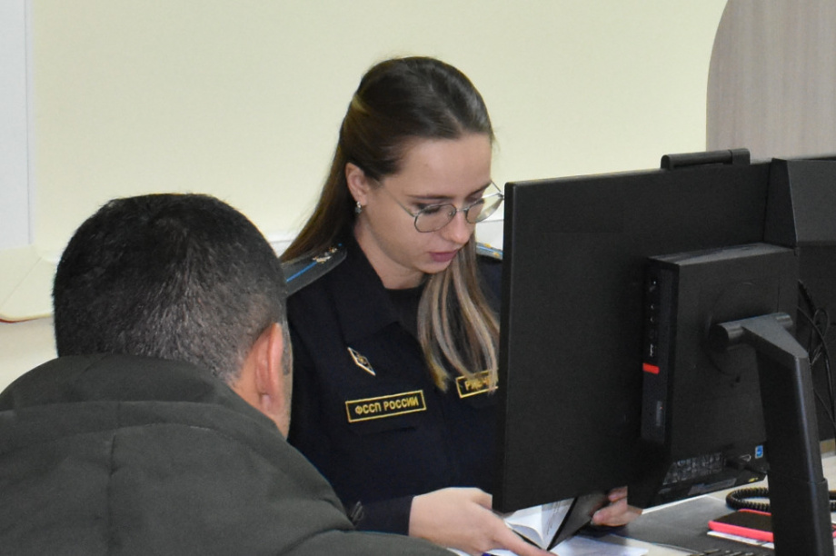 Чудо-пристав: На Камчатке отец заплатил алименты после беседы с лучшей в ДФО сотрудницей. Фото: УФССП по Камчатскому краю и Чукотскому округу.
