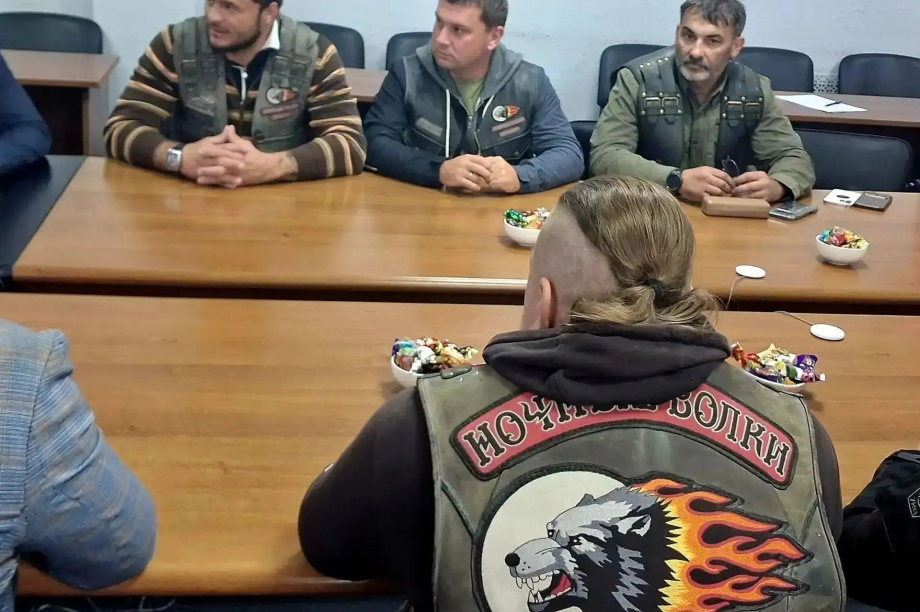 Петропавловск-Камчатский посетили «Ночные волки». . Фотография 1