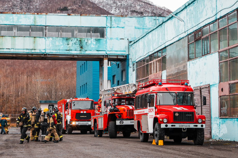 Пожарно-тактические учения прошли в Петропавловске-Камчатском. Фото: ГУ МЧС России по Камчатскому краю . Фотография 1
