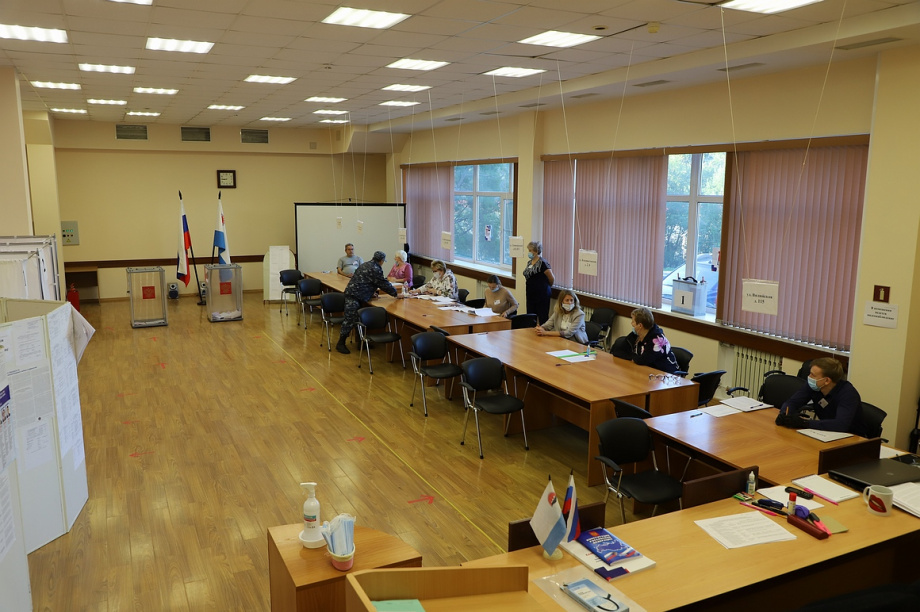 До завершения голосования в Петропавловске-Камчатском осталось полтора часа. Фото: Виктор Гуменюк