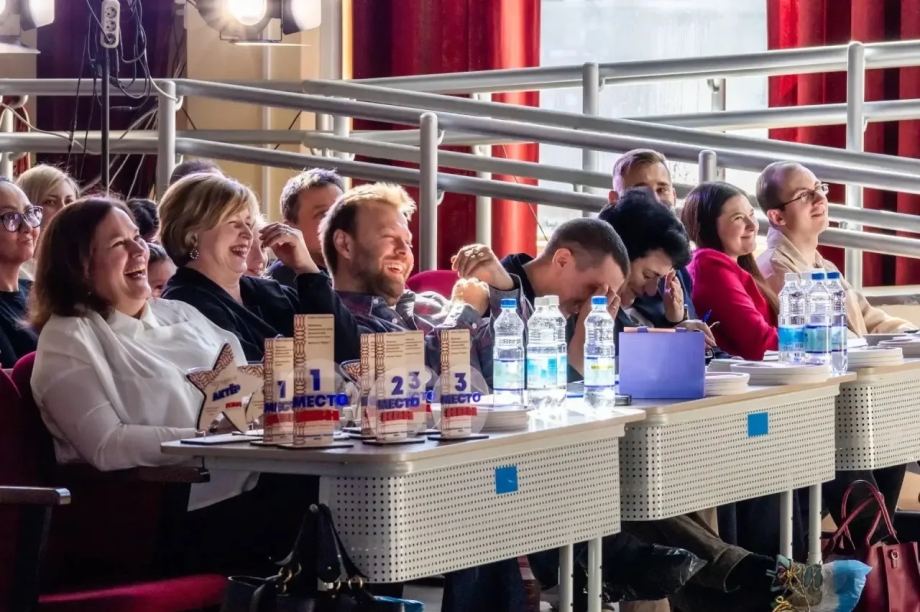 Лучшим актёром Детской КВН-лиги на Камчатке признан школьник из Тиличик. Фото: КамчатГТУ. Фотография 4