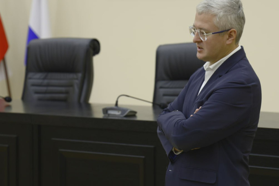 В Камчатском крае повысили зарплаты ветеринарам. Изображение от Freepik.com и kamgov.ru. Фотография 4