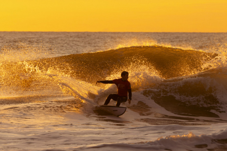 Чемпионат России по серфингу в Сочи: Камчатка на пьедестале. Фото организаторов. Фотография 1