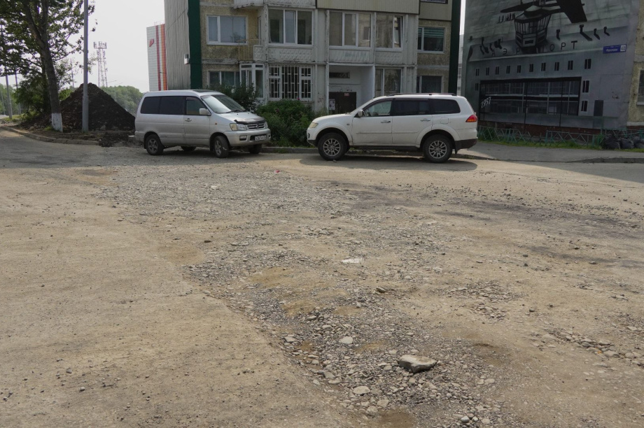 Власти Петропавловска проверили ход ремонта сетей на улице Фролова после жалоб жителей. Фото: Администрация ПКГО. Фотография 5