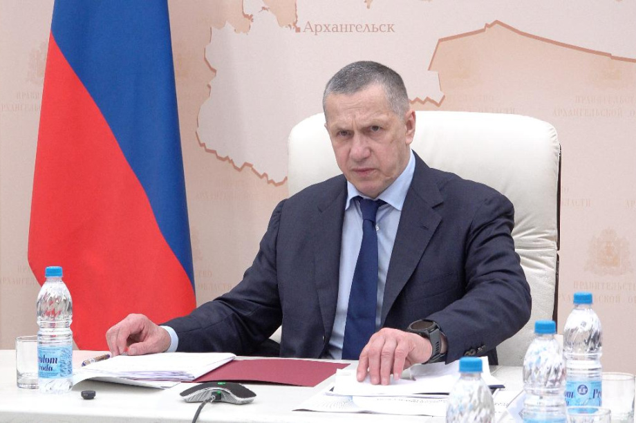 Юрий Трутнев провел совещание о ходе разработки Трансарктического транспортного коридора. 