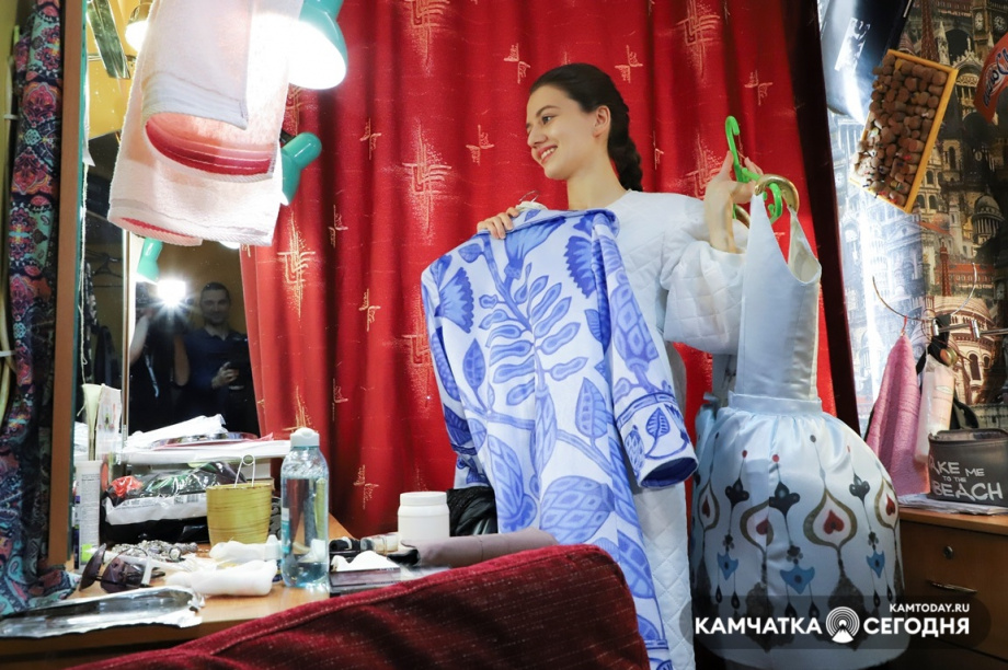 Премьера спектакля «Свои люди» состоится на Камчатке. Фото: Виктор Гуменюк. Фотография 27