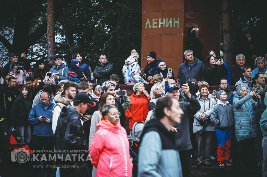 Елизовчанам спел Олег Газманов. Фото: «Камчатка Сегодня» \ Игорь Сафончик+. Фотография 6