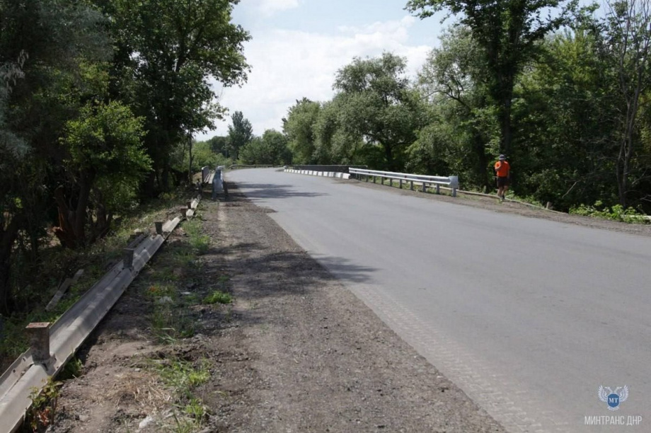 Больше четырёх километров дороги отремонтировали на подшефной Камчатке территории. Фото: kamgov.ru. Фотография 8