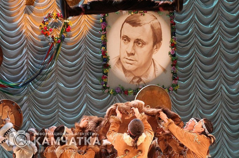 Корякскому национальному ансамблю «Мэнго» сегодня 59 лет. фото: Виктор Гуменюк. Фотография 24