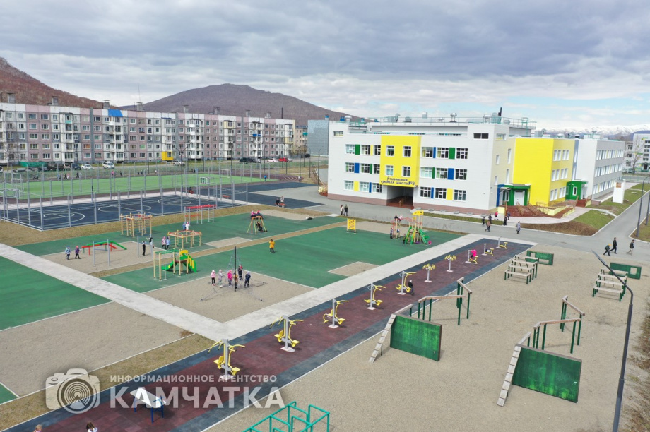Губернатор Камчатки поручил завершить ремонты школ до начала учебного года. Фото: Александра Галдина