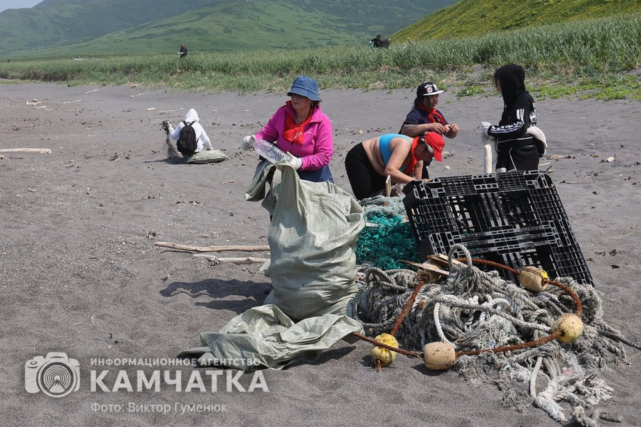 Заповедный берег юга Камчатки очистили от мусора. фото: Виктор Гуменюк. Фотография 17