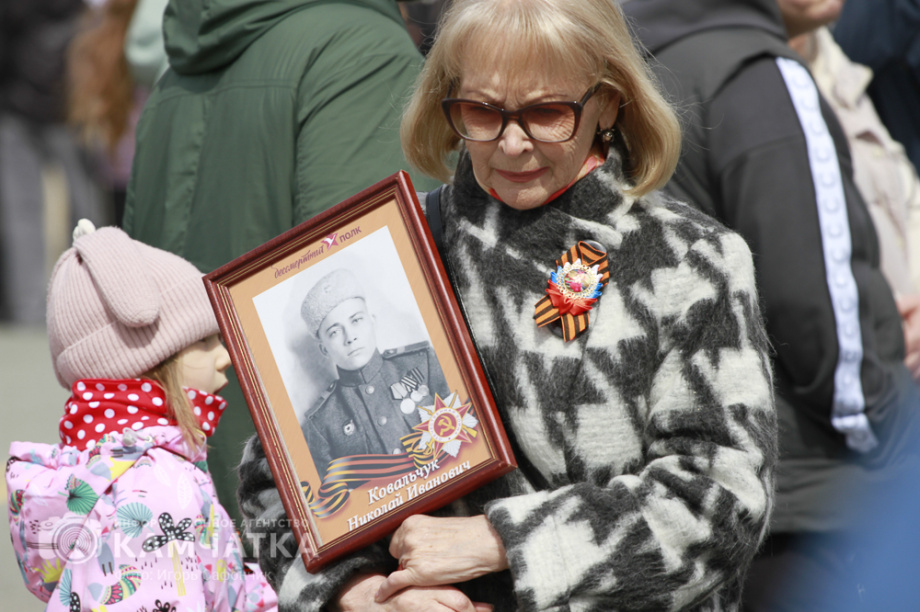 «Бессмертный полк» прошел по Петропавловску-Камчатскому. Фото: ИА "Камчатка". Фотография 53